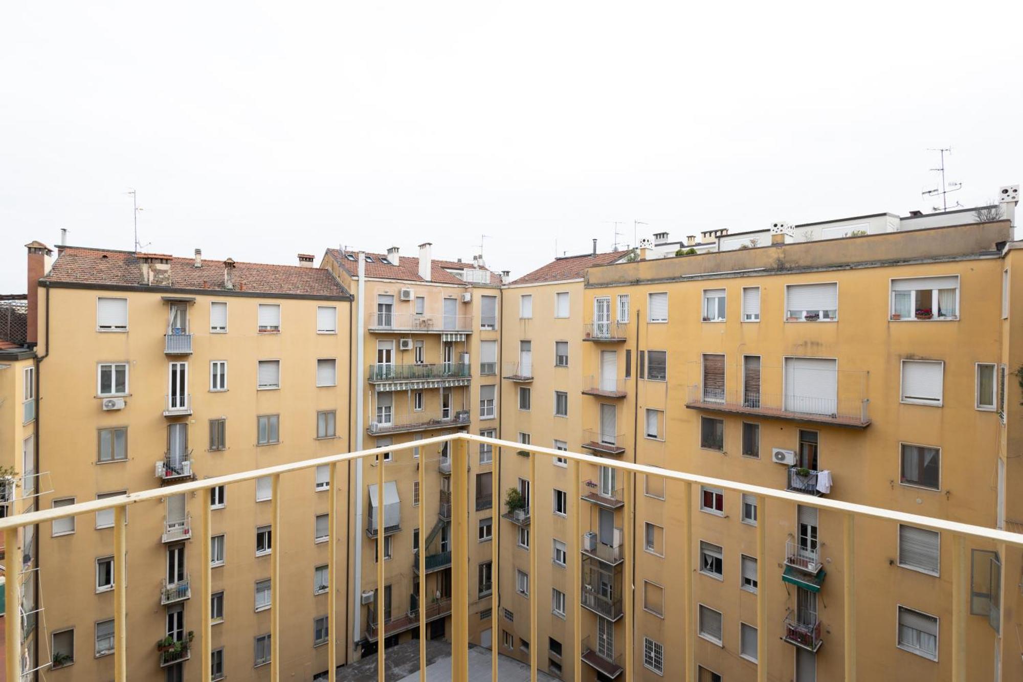 Apartament 59 Tourist House Bologna Lame - Self Check-In Zewnętrze zdjęcie